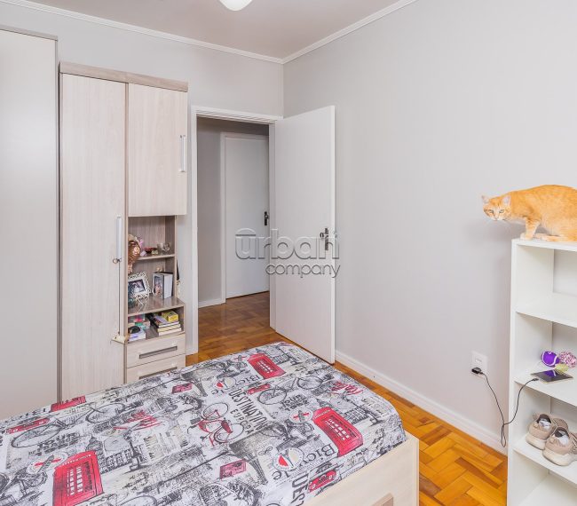 Apartamento com 100m², 3 quartos, 1 suíte, 2 vagas, no bairro Cristo Redentor em Porto Alegre