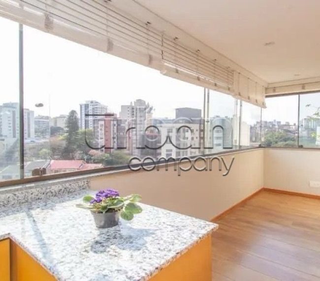 Apartamento com 95m², 3 quartos, 1 suíte, 2 vagas, no bairro Jardim Botânico em Porto Alegre