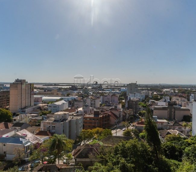 Apartamento com 120m², 3 quartos, 1 suíte, 2 vagas, no bairro Moinhos de Vento em Porto Alegre