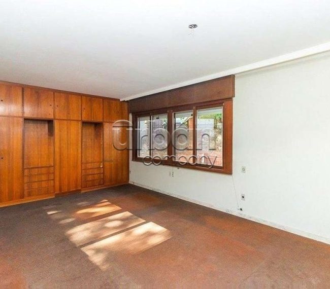 Casa com 500m², 4 quartos, 2 suítes, 6 vagas, no bairro Boa Vista em Porto Alegre