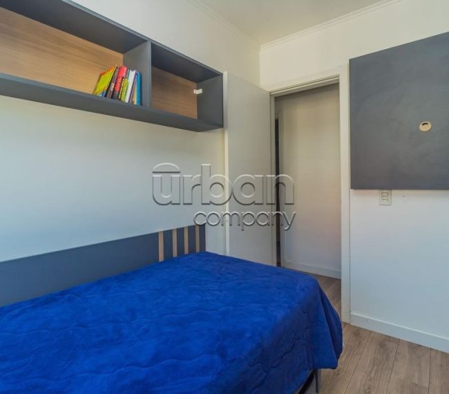 Apartamento com 79m², 3 quartos, 1 suíte, 2 vagas, no bairro Jardim Itu-Sabará em Porto Alegre