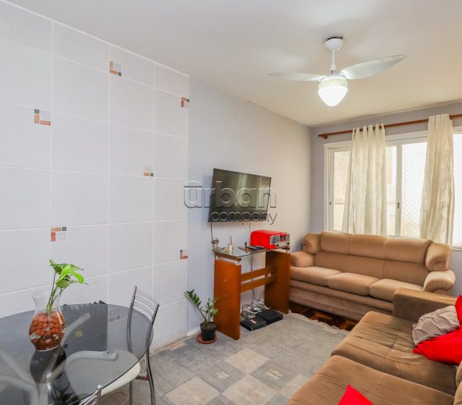 Apartamento com 70m², 2 quartos, 1 suíte, 1 vaga, no bairro Mont Serrat em Porto Alegre