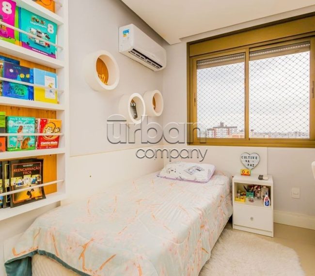 Apartamento com 94m², 3 quartos, 1 suíte, 3 vagas, no bairro Cristo Redentor em Porto Alegre