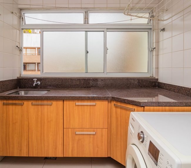 Apartamento com 118m², 3 quartos, 1 suíte, 2 vagas, no bairro Petropolis em Porto Alegre