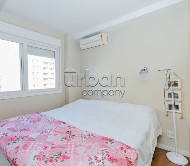 Apartamento com 79m², 2 quartos, 1 suíte, 2 vagas, no bairro Jardim Itu-Sabará em Porto Alegre