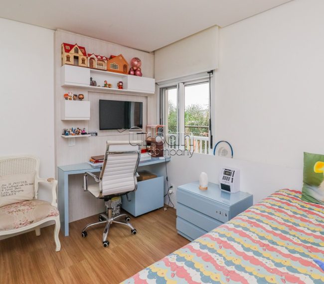 Apartamento Garden com 326m², 4 quartos, 3 suítes, 4 vagas, no bairro Central Parque em Porto Alegre