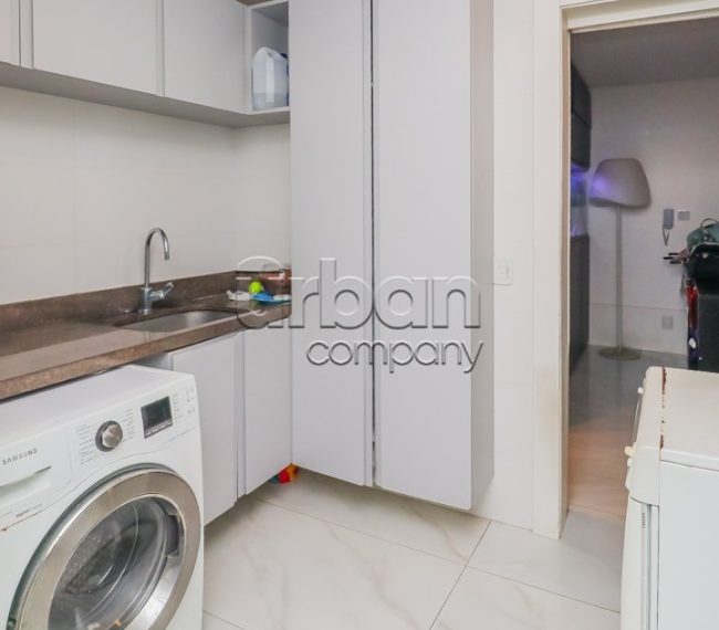 Apartamento Garden com 326m², 4 quartos, 3 suítes, 4 vagas, no bairro Central Parque em Porto Alegre