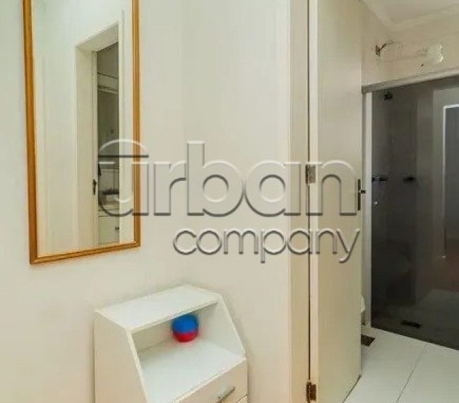 Apartamento com 44m², 1 quarto, 1 vaga, no bairro Petrópolis em Porto Alegre