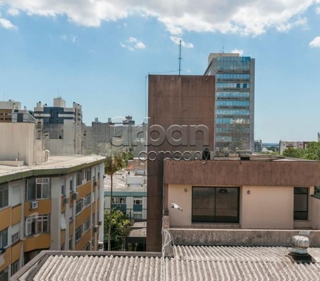 Apartamento com 73m², 2 quartos, 1 vaga, no bairro Menino Deus em Porto Alegre