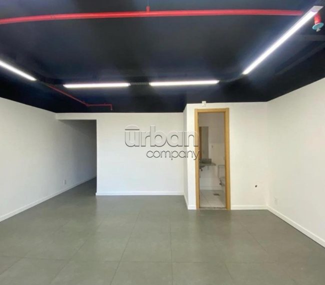 Sala com 71m², 2 vagas, no bairro Petrópolis em Porto Alegre