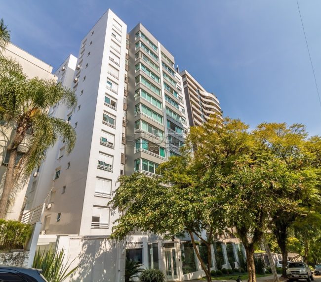 Apartamento com 105m², 3 quartos, 1 suíte, 2 vagas, no bairro Três Figueiras em Porto Alegre