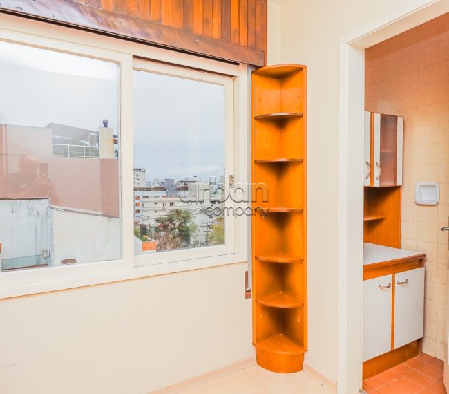 Apartamento com 103m², 3 quartos, 1 suíte, 1 vaga, no bairro Petrópolis em Porto Alegre