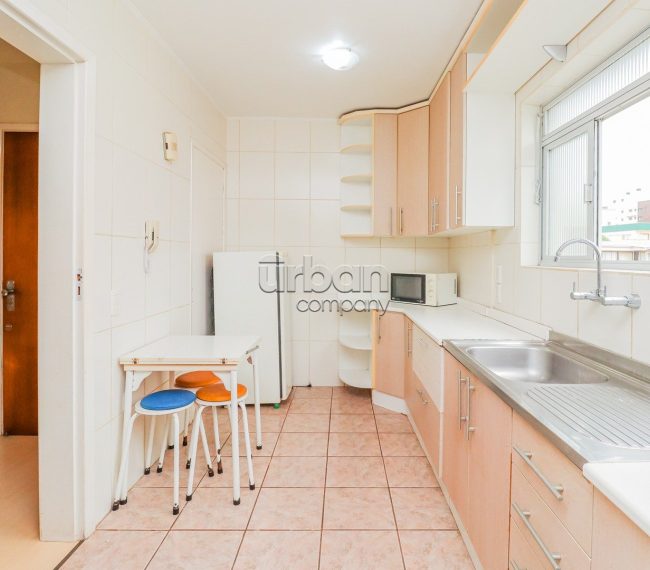 Apartamento com 103m², 3 quartos, 1 suíte, 1 vaga, no bairro Petrópolis em Porto Alegre