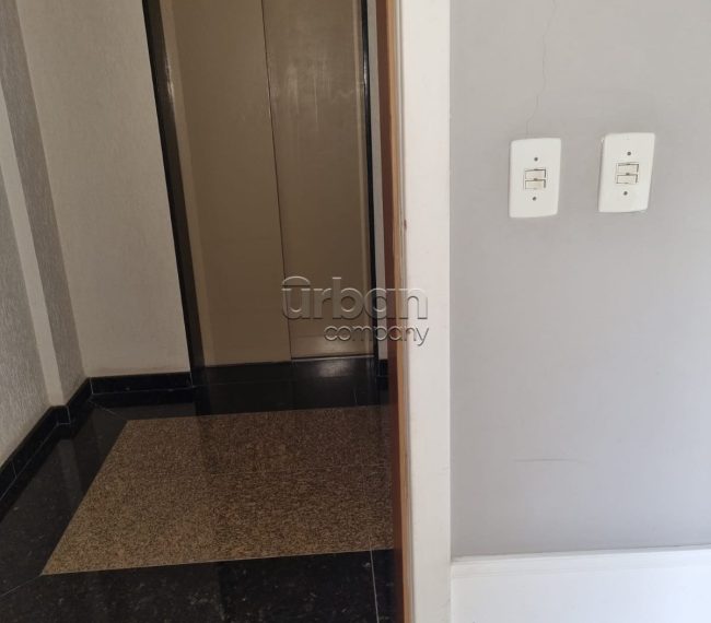 Apartamento com 147m², 3 quartos, 1 suíte, 3 vagas, no bairro Petrópolis em Porto Alegre