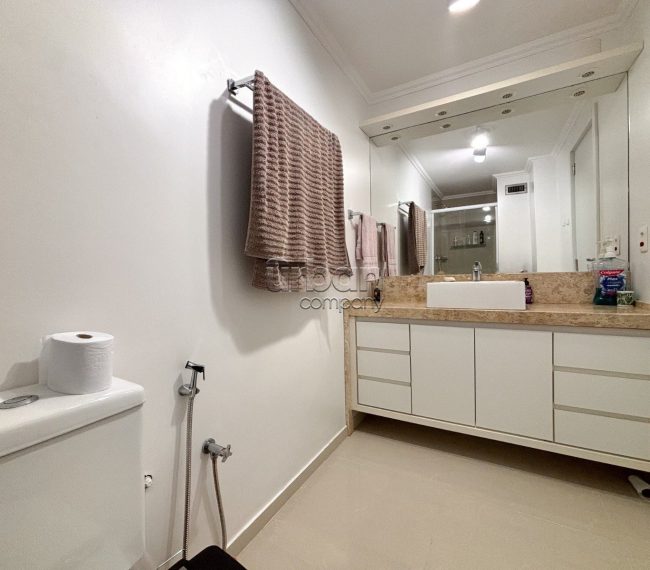 Apartamento com 147m², 3 quartos, 1 suíte, 1 vaga, no bairro Petrópolis em Porto Alegre