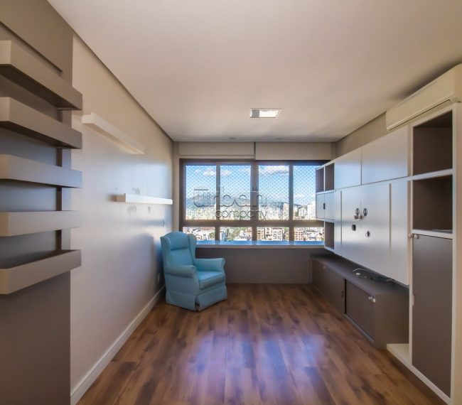 Apartamento com 65m², 2 quartos, 1 suíte, 2 vagas, no bairro Petrópolis em Porto Alegre