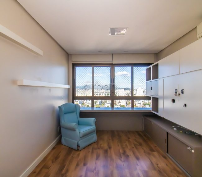 Apartamento com 65m², 2 quartos, 1 suíte, 2 vagas, no bairro Petrópolis em Porto Alegre