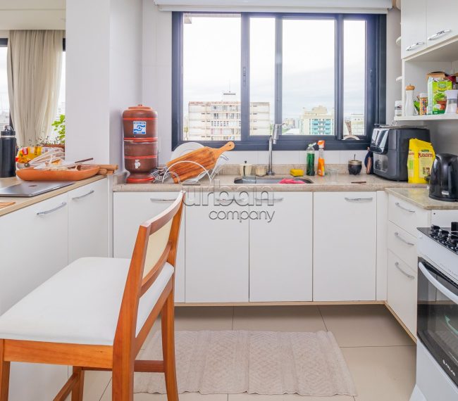 Apartamento com 86m², 2 quartos, 2 suítes, 2 vagas, no bairro Menino Deus em Porto Alegre