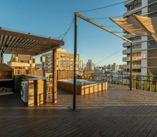 Cobertura com 207m², 2 quartos, 2 suítes, 2 vagas, no bairro Petrópolis em Porto Alegre