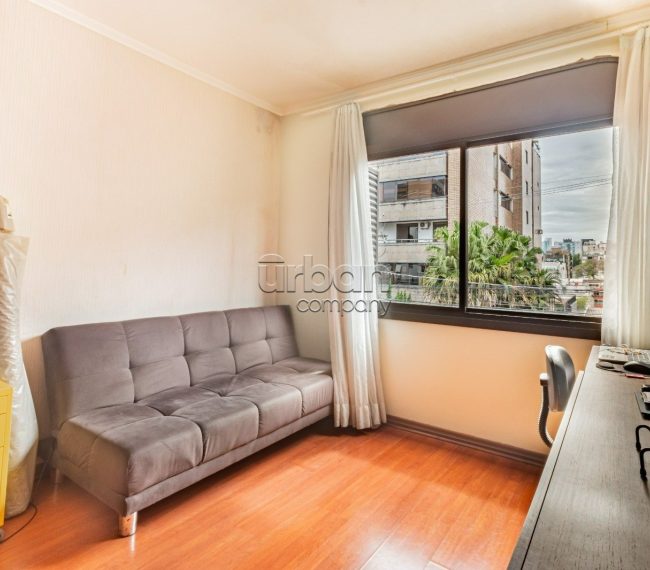 Apartamento com 67m², 2 quartos, 1 suíte, 2 vagas, no bairro Mont Serrat em Porto Alegre