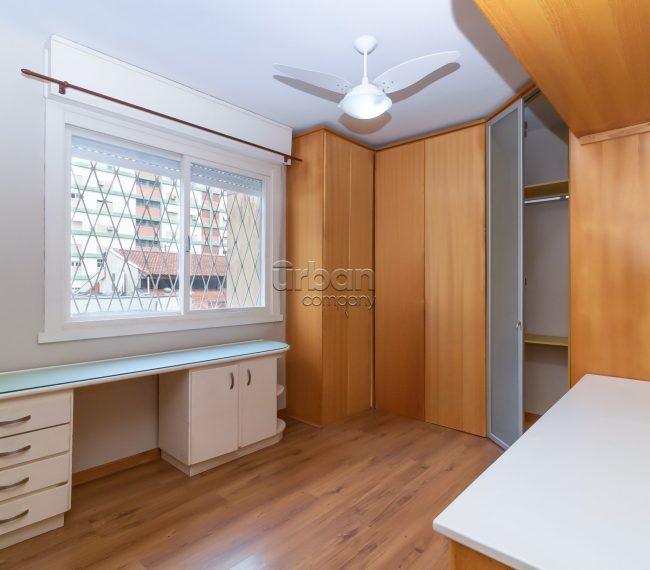 Apartamento com 105m², 3 quartos, 1 suíte, 1 vaga, no bairro Petrópolis em Porto Alegre