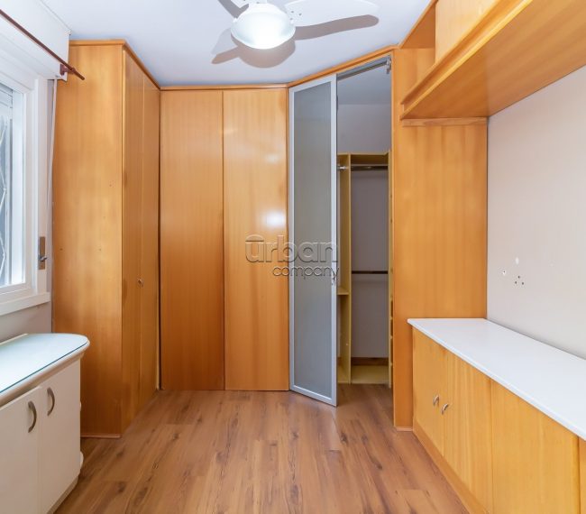 Apartamento com 105m², 3 quartos, 1 suíte, 1 vaga, no bairro Petrópolis em Porto Alegre