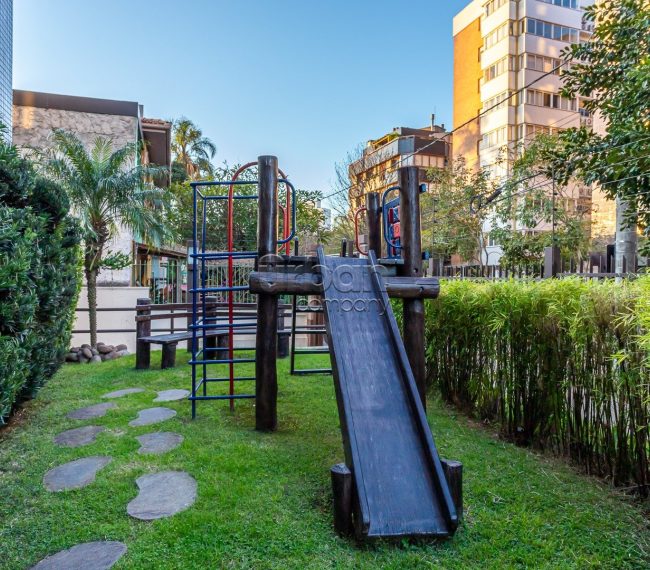 Apartamento com 150m², 3 quartos, 3 suítes, 2 vagas, no bairro Petrópolis em Porto Alegre