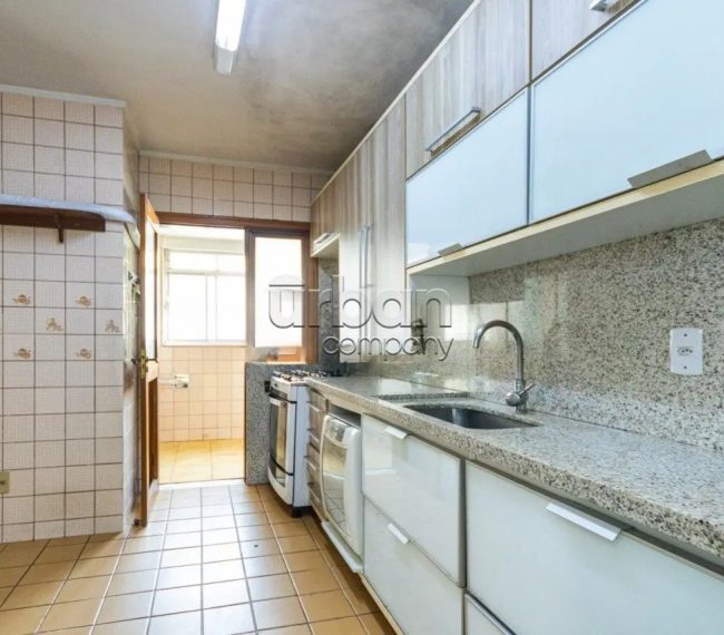 Apartamento com 146m², 3 quartos, 1 suíte, 2 vagas, no bairro Mont Serrat em Porto Alegre