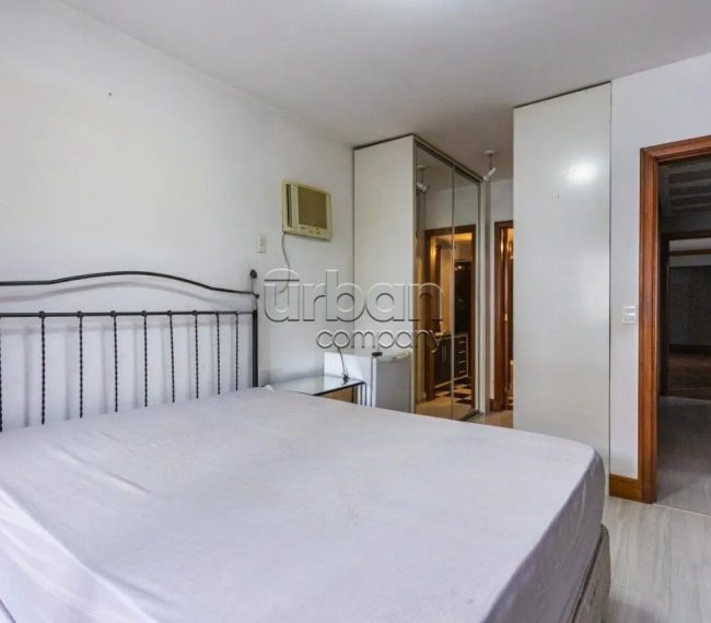 Apartamento com 146m², 3 quartos, 1 suíte, 2 vagas, no bairro Mont Serrat em Porto Alegre