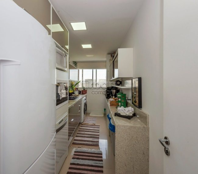 Apartamento com 75m², 3 quartos, 1 suíte, 1 vaga, no bairro Santana em Porto Alegre