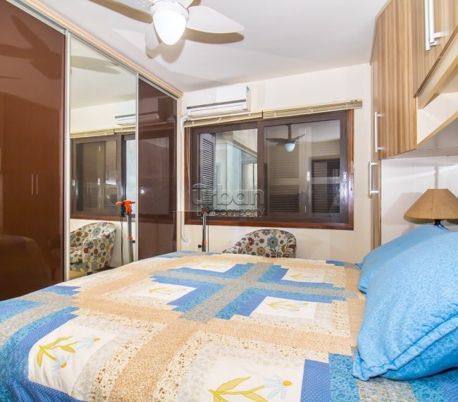 Apartamento com 87m², 2 quartos, 1 vaga, no bairro Auxiliadora em Porto Alegre