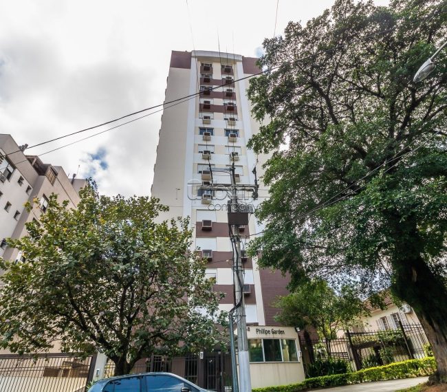 Apartamento com 72m², 2 quartos, 1 suíte, 1 vaga, no bairro Petrópolis em Porto Alegre