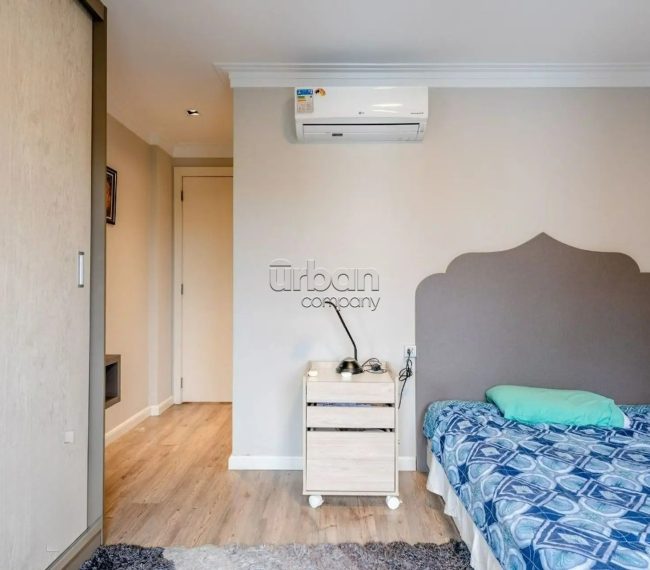 Apartamento com 72m², 2 quartos, 1 suíte, 1 vaga, no bairro Passo da Areia em Porto Alegre