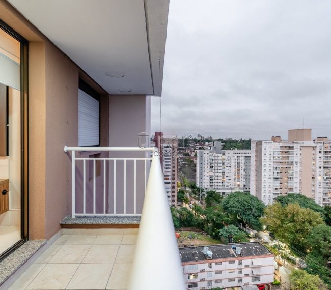 Apartamento com 83m², 3 quartos, 1 suíte, no bairro Passo da Areia em Porto Alegre