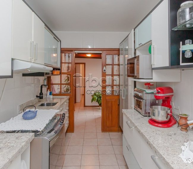 Apartamento Garden com 171m², 3 quartos, 2 vagas, no bairro Auxiliadora em Porto Alegre