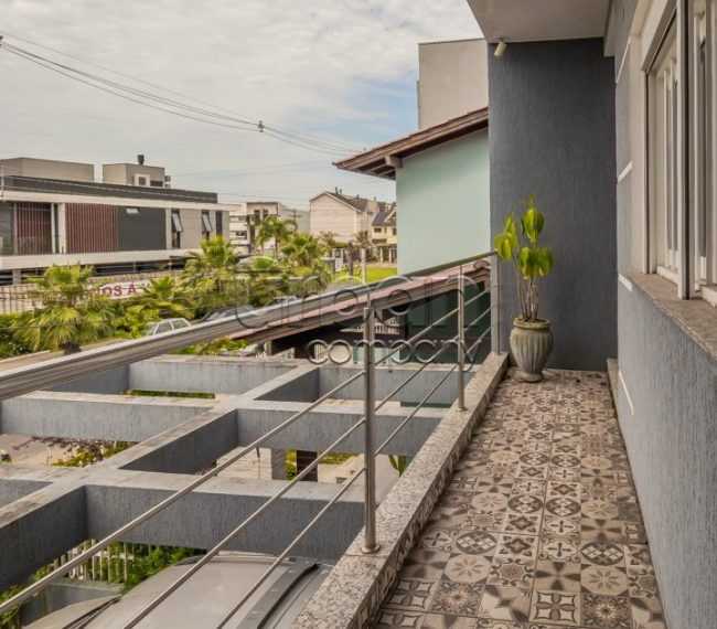 Casa com 151m², 3 quartos, 1 suíte, 2 vagas, no bairro Ecoville em Porto Alegre