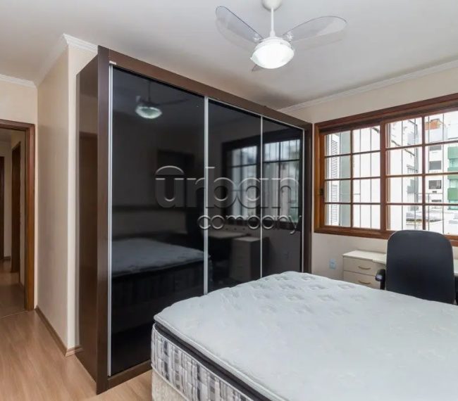 Apartamento com 71m², 2 quartos, 2 vagas, no bairro Rio Branco em Porto Alegre