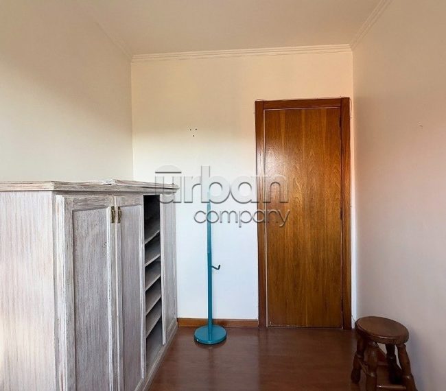 Apartamento com 136m², 3 quartos, 1 suíte, 2 vagas, no bairro Chácara da Pedras em Porto Alegre