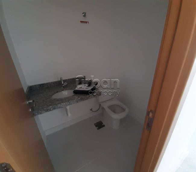 Sala com 33m², no bairro Cristo Redentor em Porto Alegre