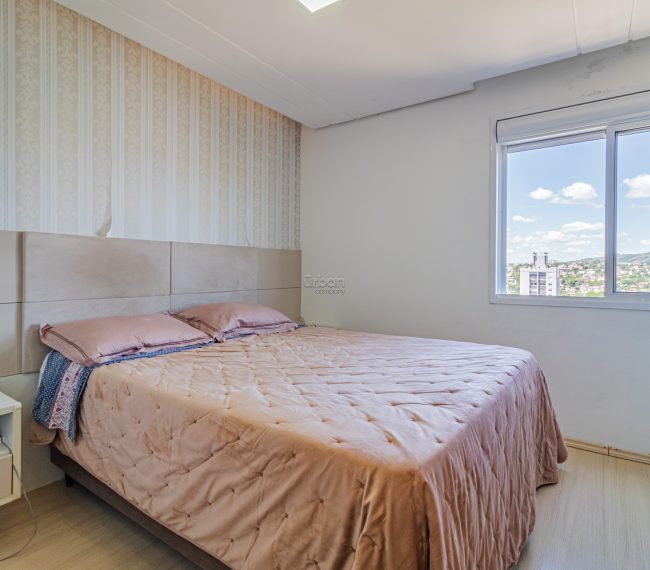 Apartamento com 72m², 2 quartos, 1 suíte, 1 vaga, no bairro Petrópolis em Porto Alegre