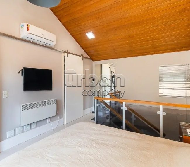 Apartamento Duplex com 84m², 1 quarto, 1 suíte, 1 vaga, no bairro Petrópolis em Porto Alegre