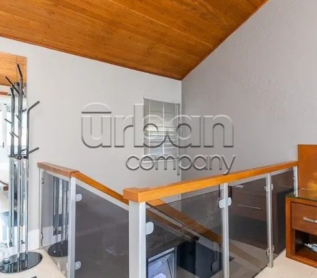 Apartamento Duplex com 84m², 1 quarto, 1 suíte, 1 vaga, no bairro Petrópolis em Porto Alegre