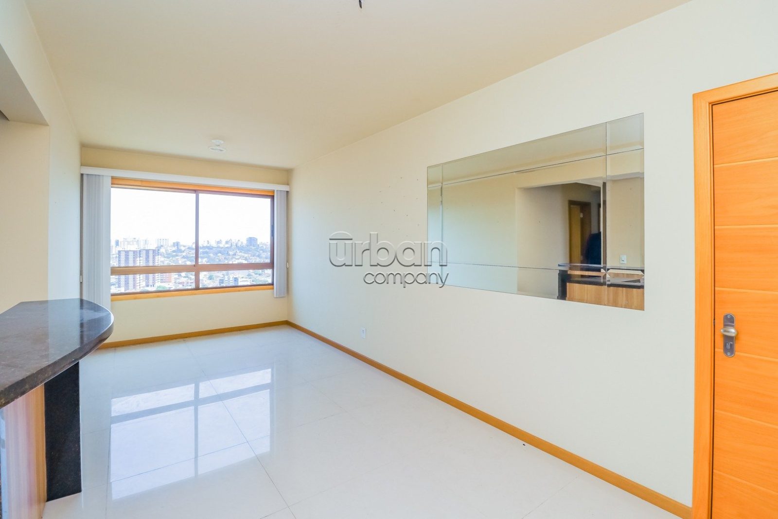 Apartamento com 77m², 3 quartos, 1 suíte, 2 vagas, no bairro Vila Jardim em Porto Alegre