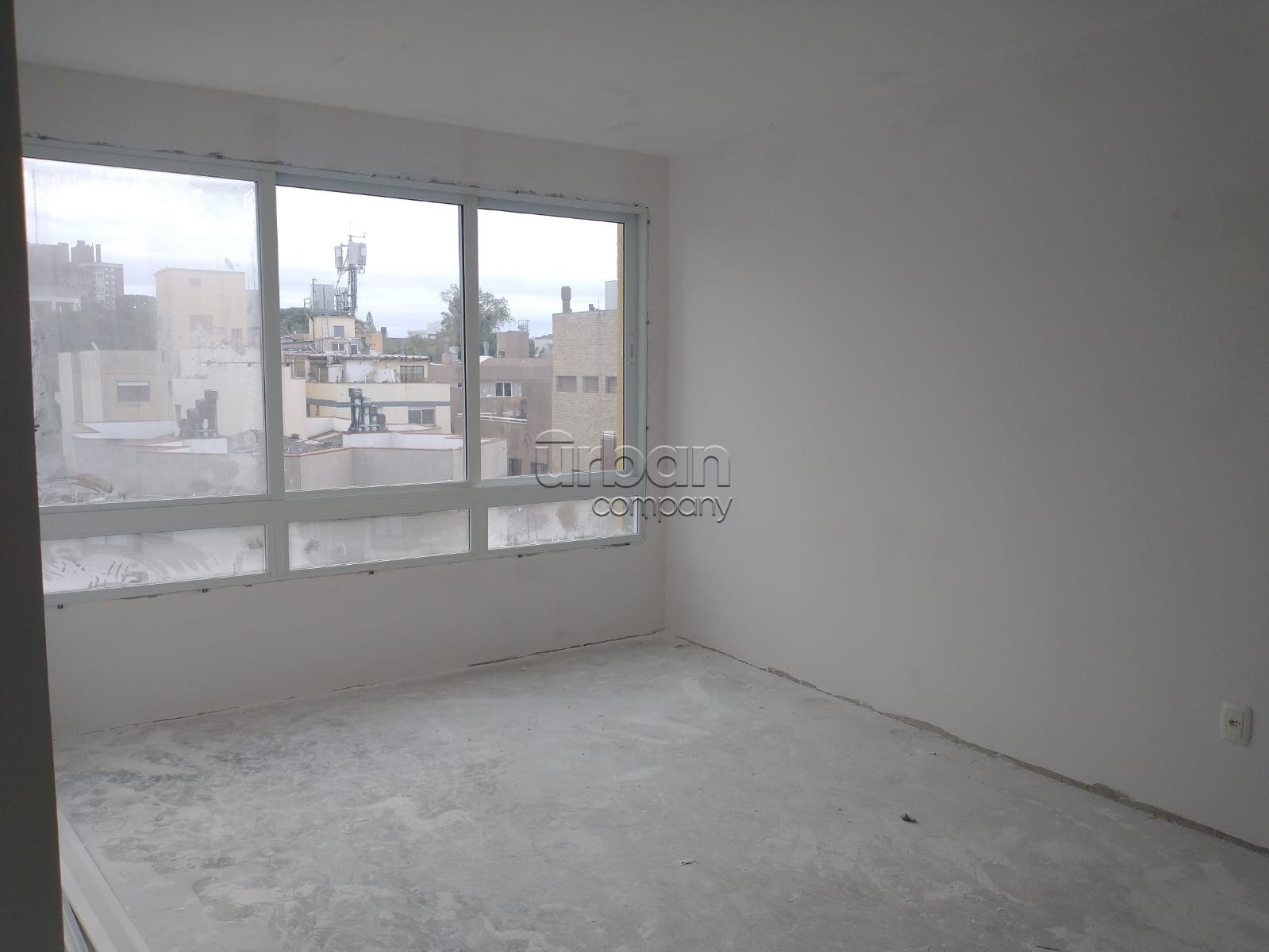 Apartamento com 93m², 2 quartos, 2 suítes, 2 vagas, no bairro São João em Porto Alegre