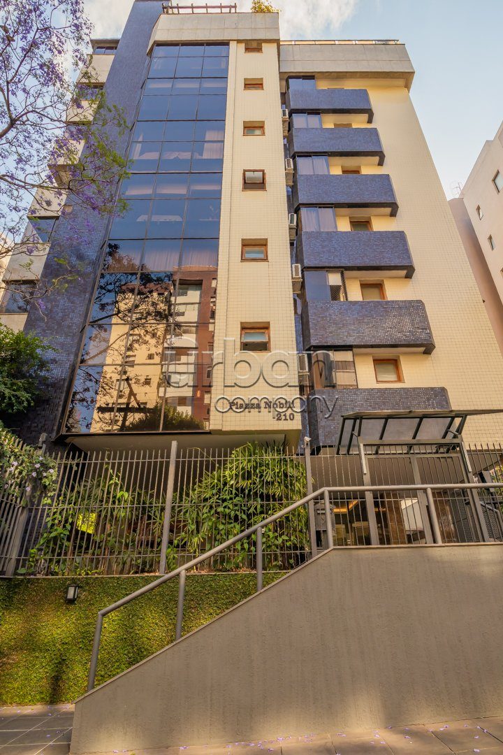 Apartamento com 163m², 3 quartos, 3 suítes, 2 vagas, no bairro Petrópolis em Porto Alegre