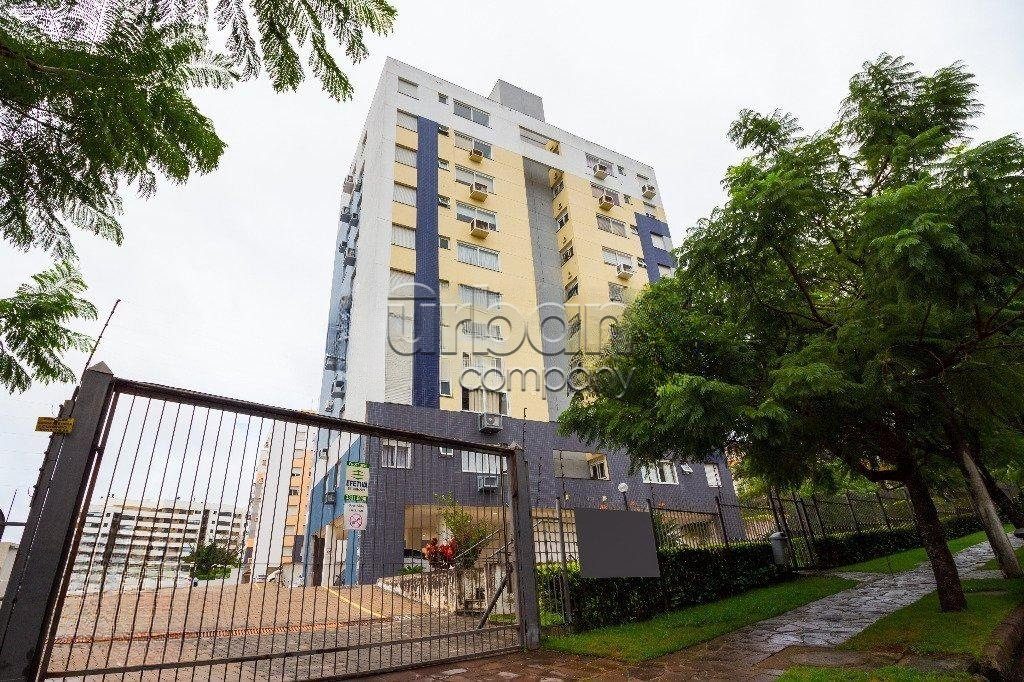 Apartamento com 73m², 3 quartos, 1 vaga, no bairro Chácara da Pedras em Porto Alegre