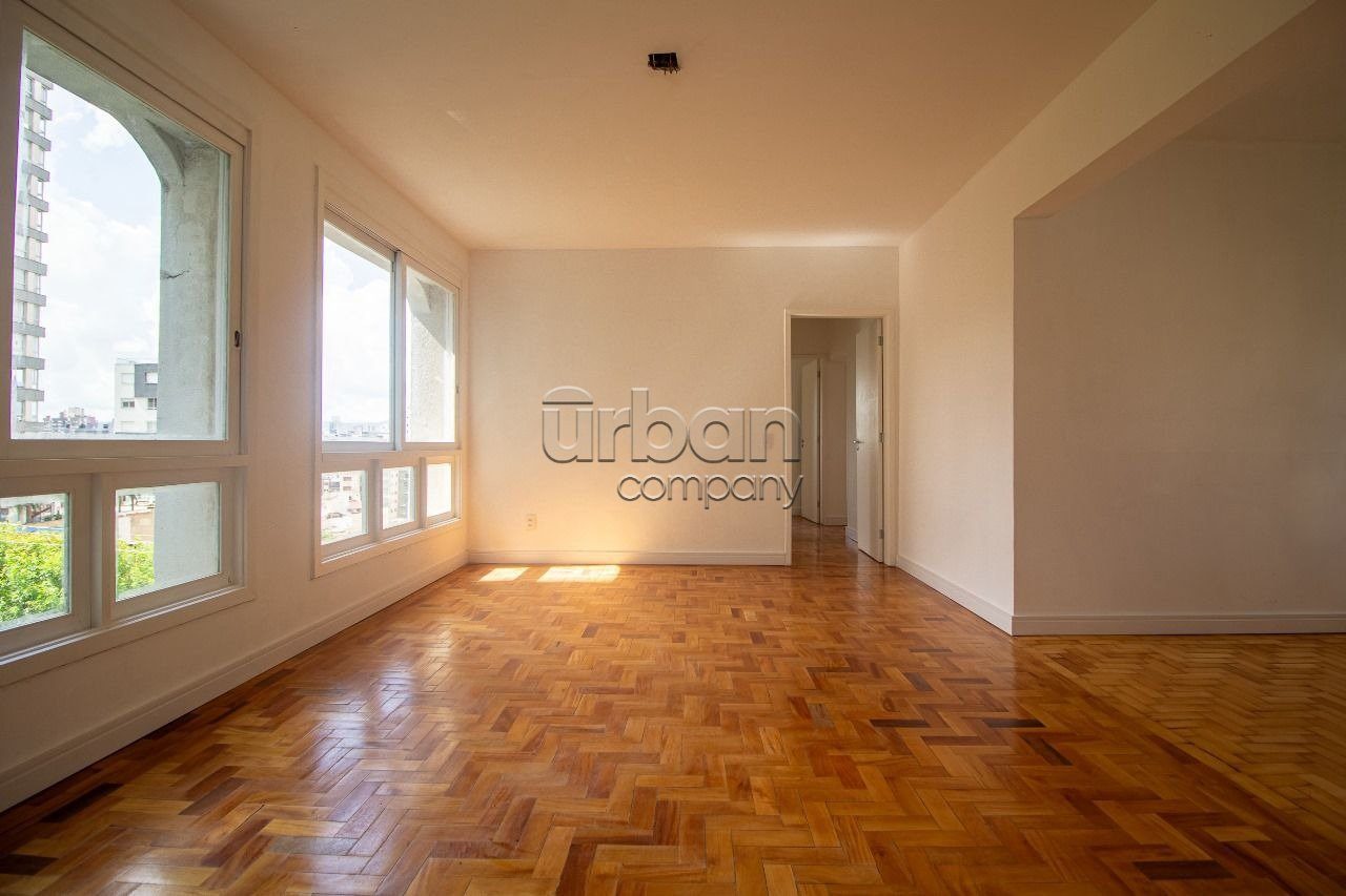 Apartamento com 95m², 3 quartos, 1 suíte, 2 vagas, no bairro Bela Vista em Porto Alegre