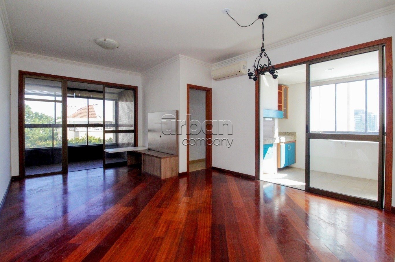 Apartamento com 107m², 3 quartos, 1 suíte, 2 vagas, no bairro Higienópolis em Porto Alegre