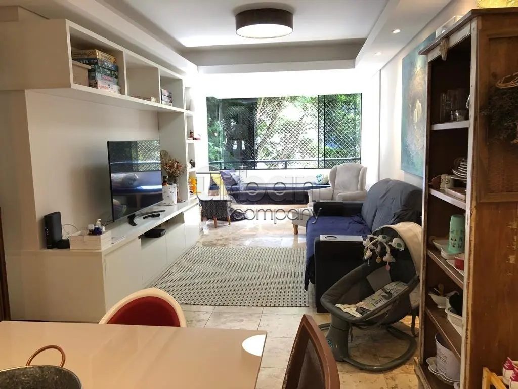 Apartamento com 101m², 2 quartos, 1 suíte, 1 vaga, no bairro Petrópolis em Porto Alegre