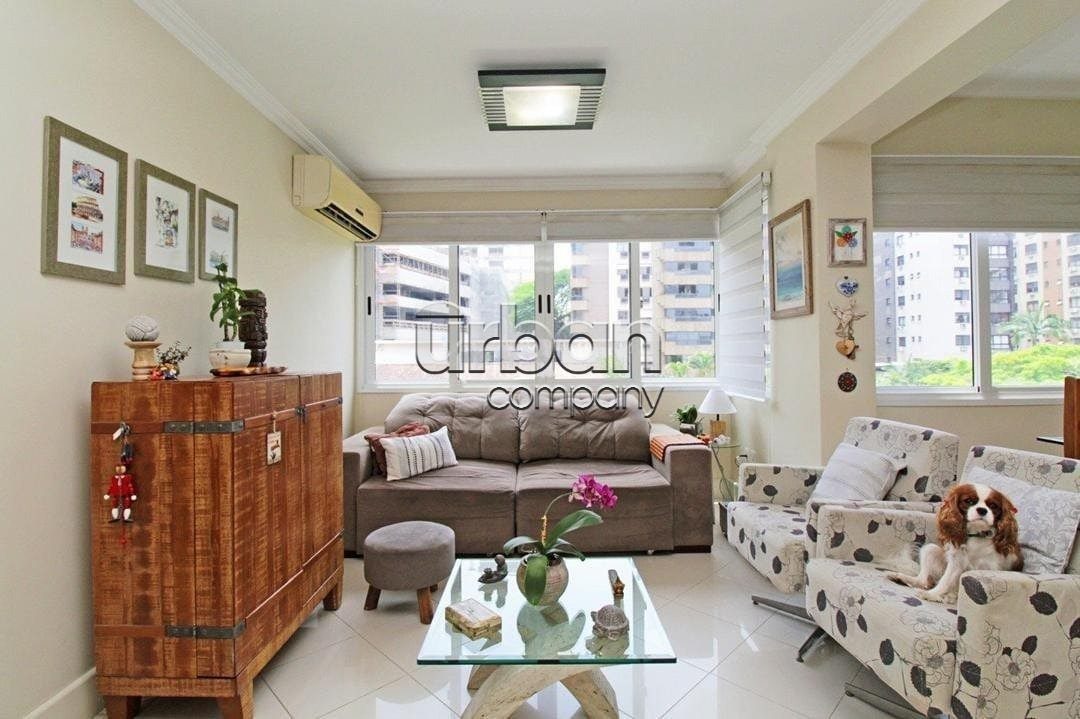 Apartamento com 75m², 2 quartos, 1 suíte, 2 vagas, no bairro Mont Serrat em Porto Alegre